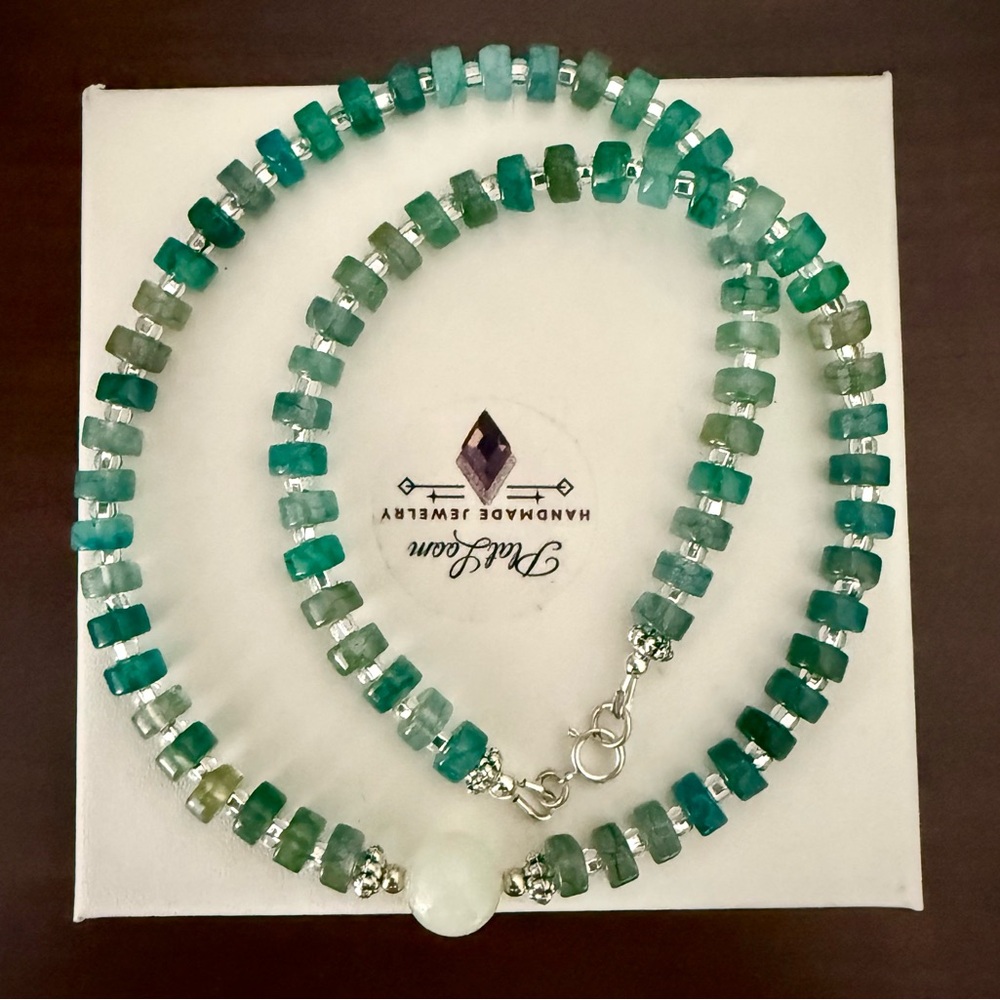 Heishi Agate Beads on Sterling Silver Necklace - Picture 4 of 10